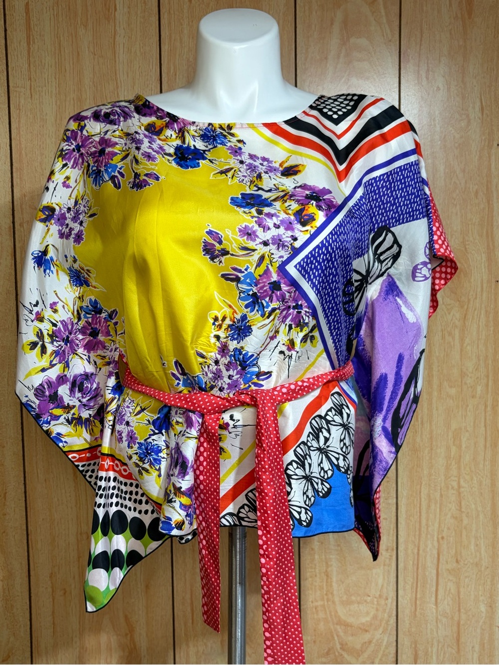 CAbi Bold Floral Multicolor 100% Silk Women's Blouse with Belt SZ - M
